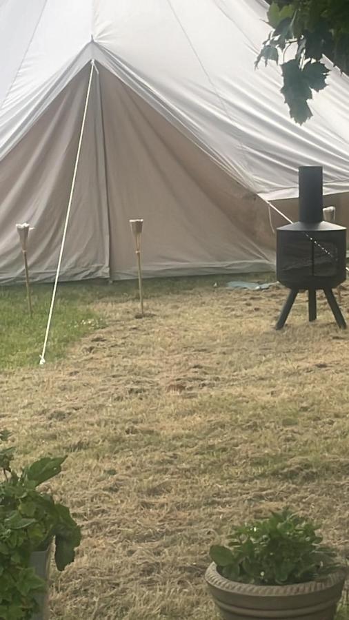 Luxury Glamping At The Riverside Hotel Skegness Ngoại thất bức ảnh
